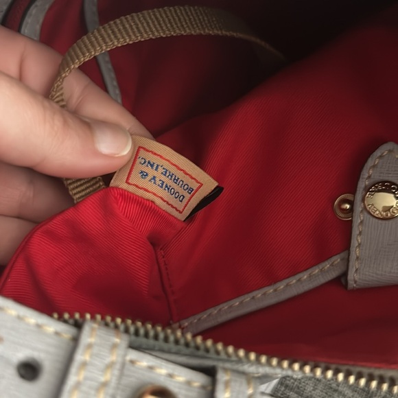 Dooney & Bourke Hobo + COA - Picture 11 of 12